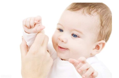 如何護理嬰兒？